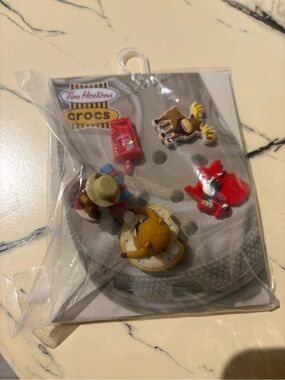 CROCS Jibbitz Charms Set - Red, Yellow, Brown, Blue